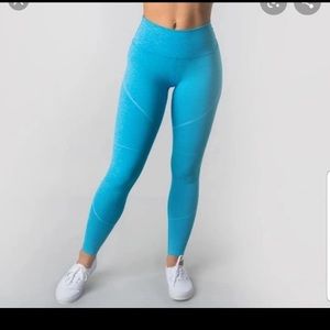Alphalete Cayman Blue Revival Leggings 